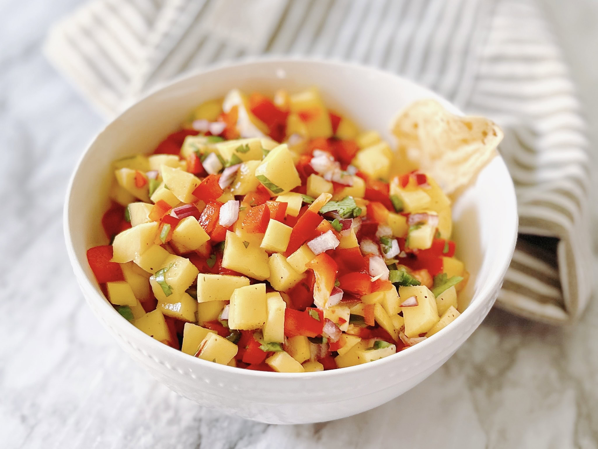 Easy 10-Minute Mango Salsa: Sweet & Zesty for Taco Night